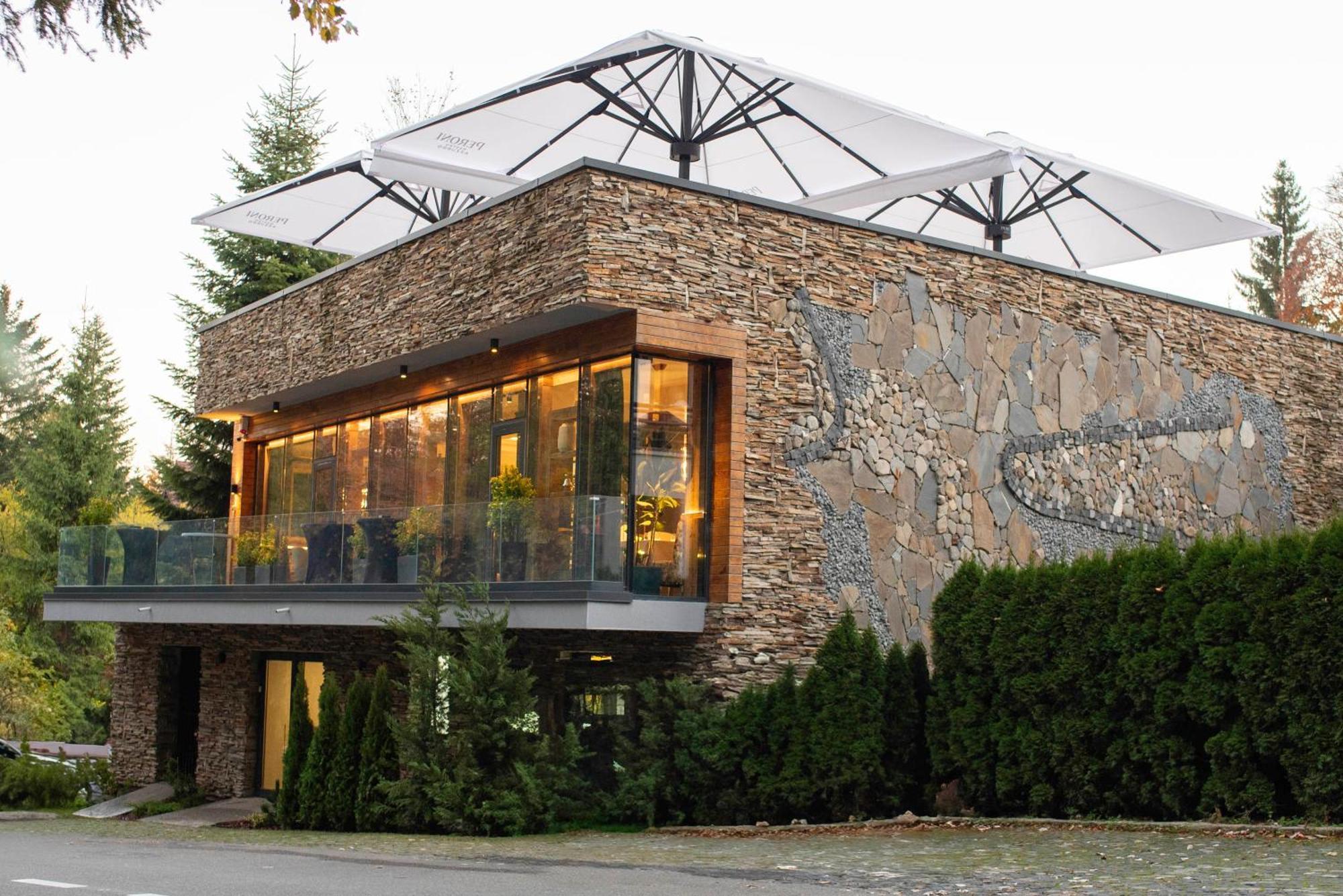 Paj Hotelul Retreat & Spa Sinaia Exterior photo